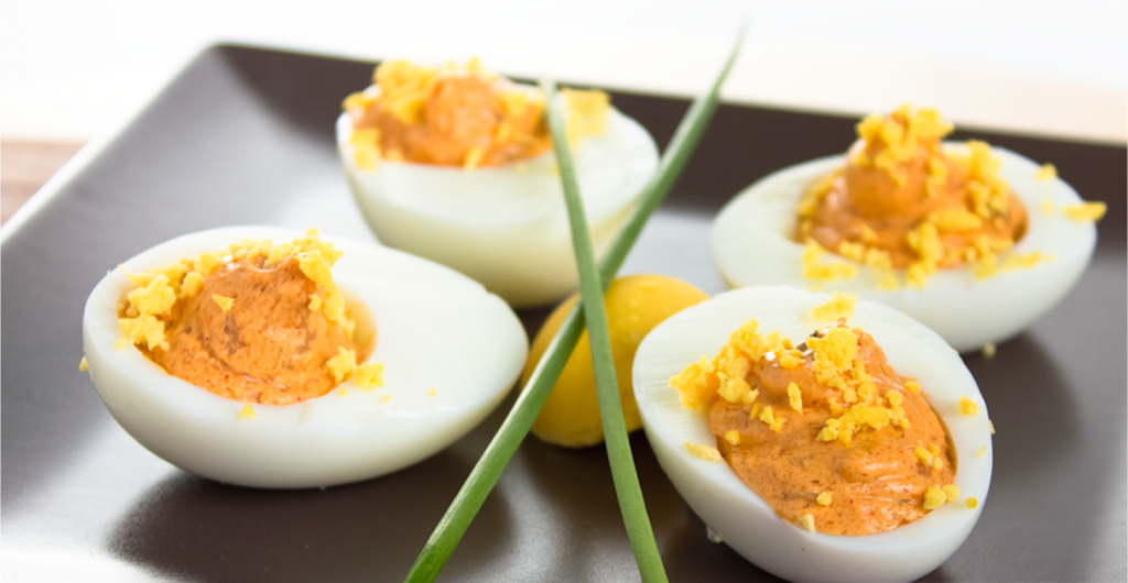 Huevos rellenos
