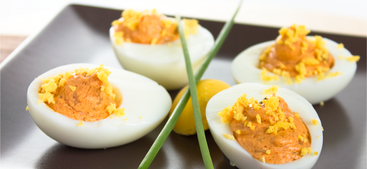 Huevos rellenos